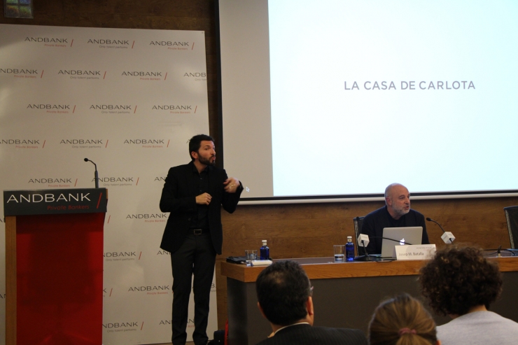 El fundador i director de l'estudi La Casa de Carlota, Josep Maria Batalla, en un moment de la presentació.