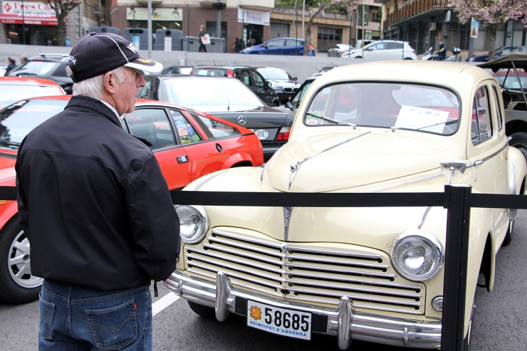 L'exposició dels vehicles antics.