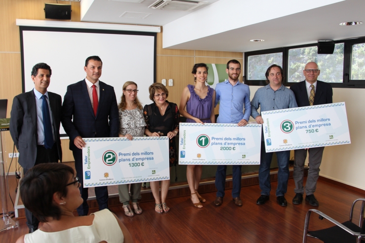 Els tres primers classificats del Taller d'Emprenedors 2019.