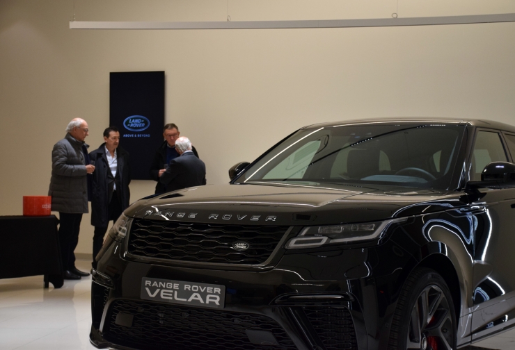 Inauguració del nou espai d'Automòbils Pyrenées per a Jaguar i Land Rover.