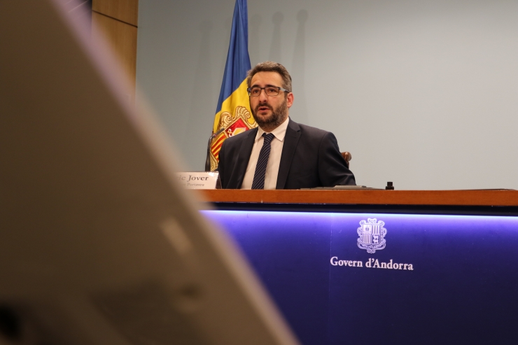 El ministre de Finances, Eric Jover, aquest dimecres, en la roda de premsa posterior al consell de ministres.