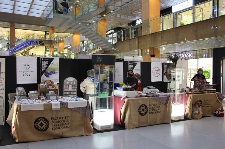 Una imatge de la 9a Mostra de productes agrícoles i artesanals d'Andorra.