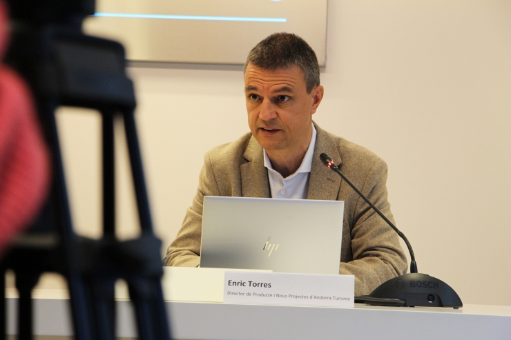 El director de Producte i Nous Projectes d'Andorra Turisme, Enric Torres, durant la roda de premsa d'actualització del nou espectacle del Cirque du Soleil.