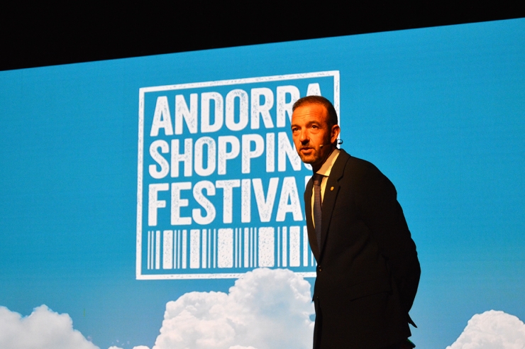 El ministre de Turisme i Comerç, Jordi Torres, durant la presentació de l'Andorra Shopping Festival.