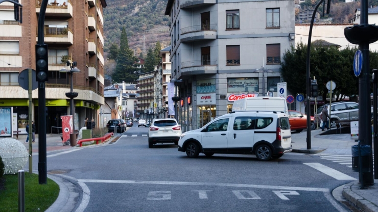 El pla pretén donar un impus a l'activitat comercial urbana de la parròquia.