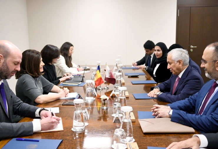 Un moment de la vista del sultà Bin Saad Al Muraikhi, ministre d'Estat per Afers Exteriors de Qatar.