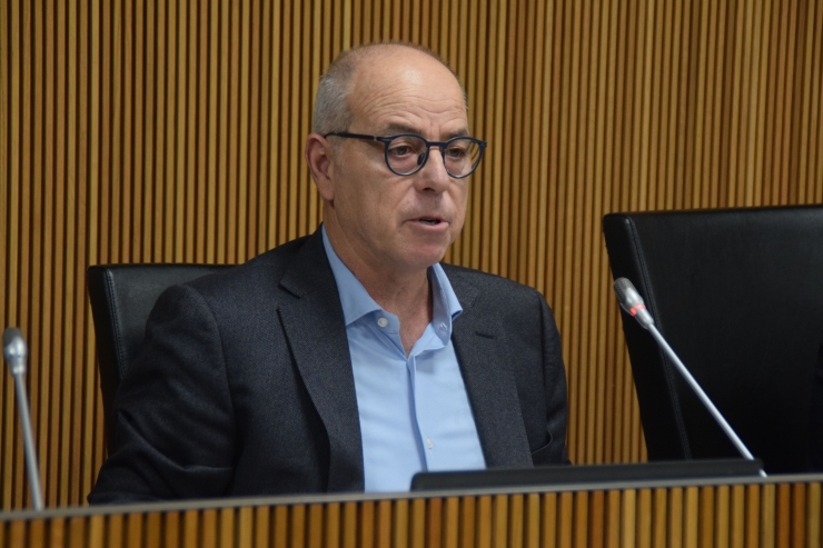 El president de l'Associació de Pagessos i Ramaders d'Andorra, Xavier Coma Gasia, durant la compareixença en la comissió d'estudi per assegurar un creixement urbanístic sostenible.